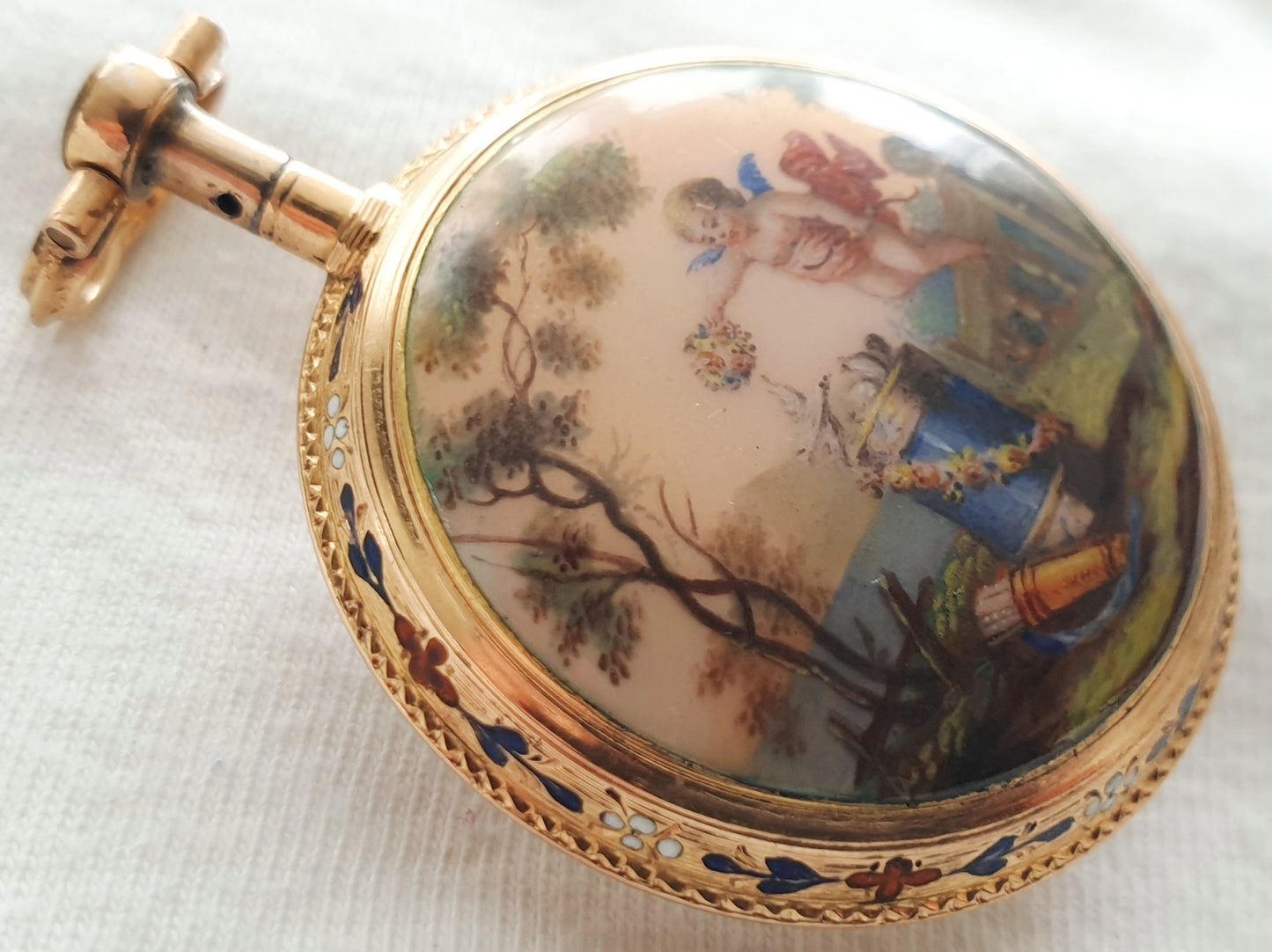 Gold enameled French verge fusee