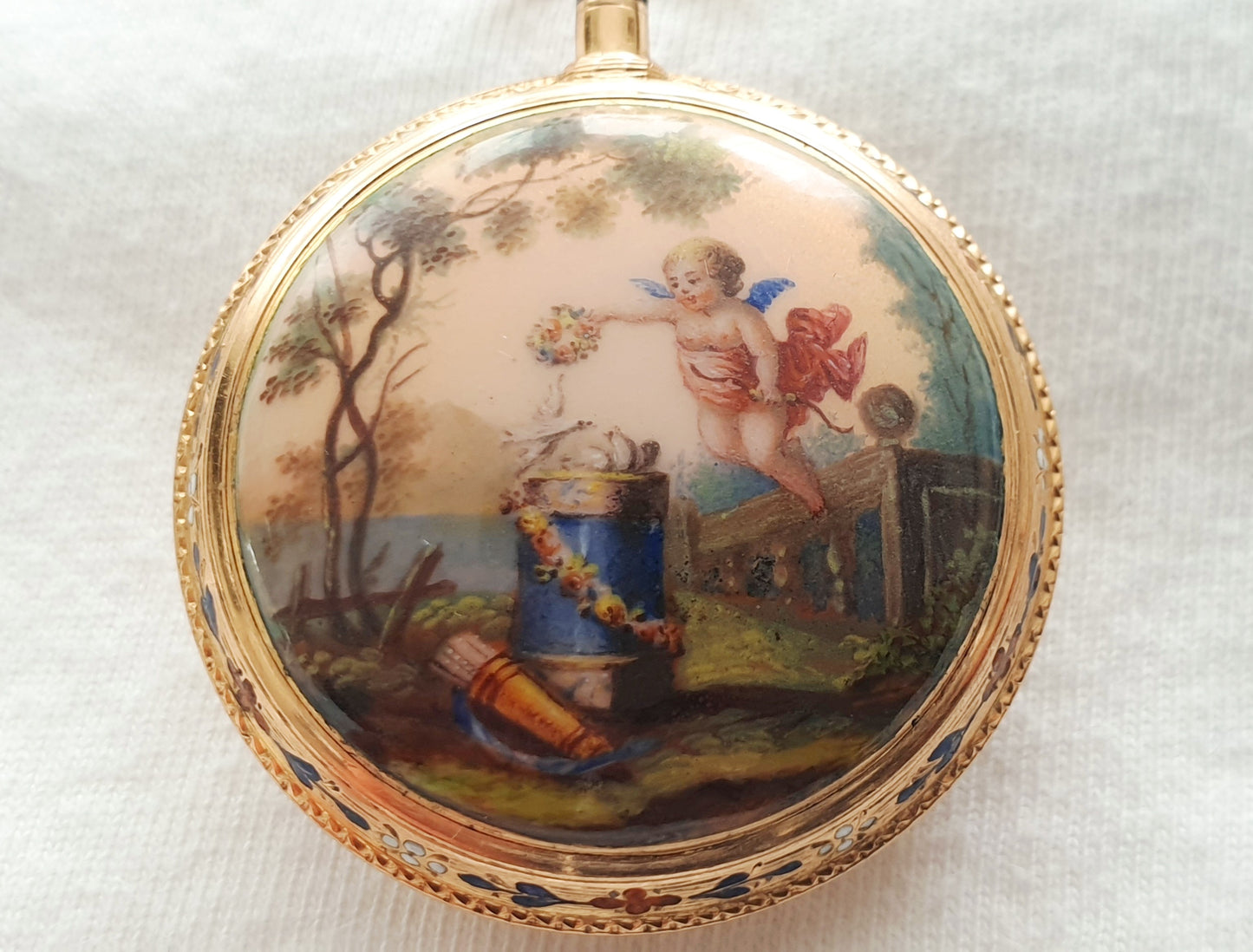 Gold enameled French verge fusee