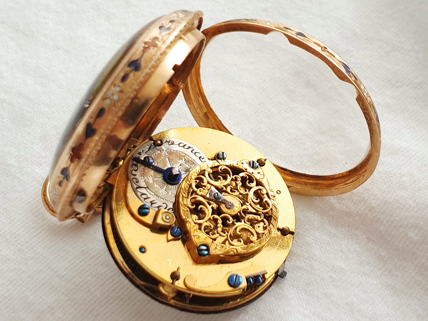 Gold enameled French verge fusee